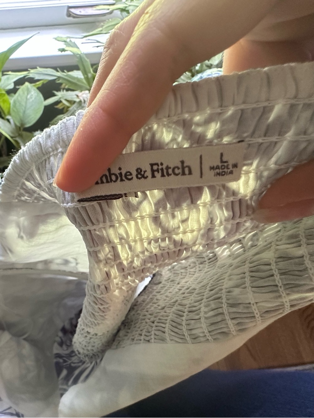 Abercrombie & Fitch Navy and White Floral Sundress - Picture 3 of 3